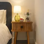Apartament Atlas House Three *