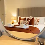 Atlas House Three *