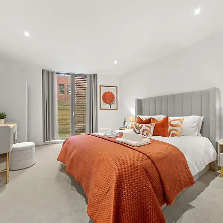 Atlas House Three Daire *