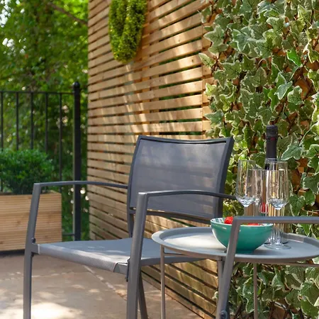 Atlas House Three Διαμέρισμα *