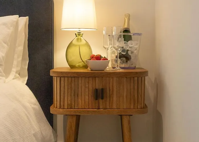 דירה Atlas House Three *