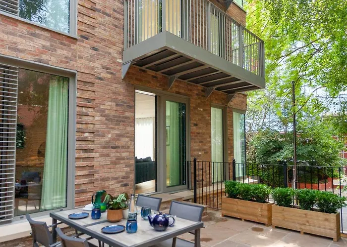 דירה Atlas House Three