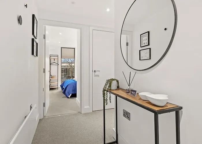 Atlas House Three Apartment *