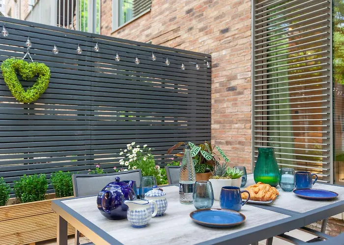 Apartment Atlas House Three *